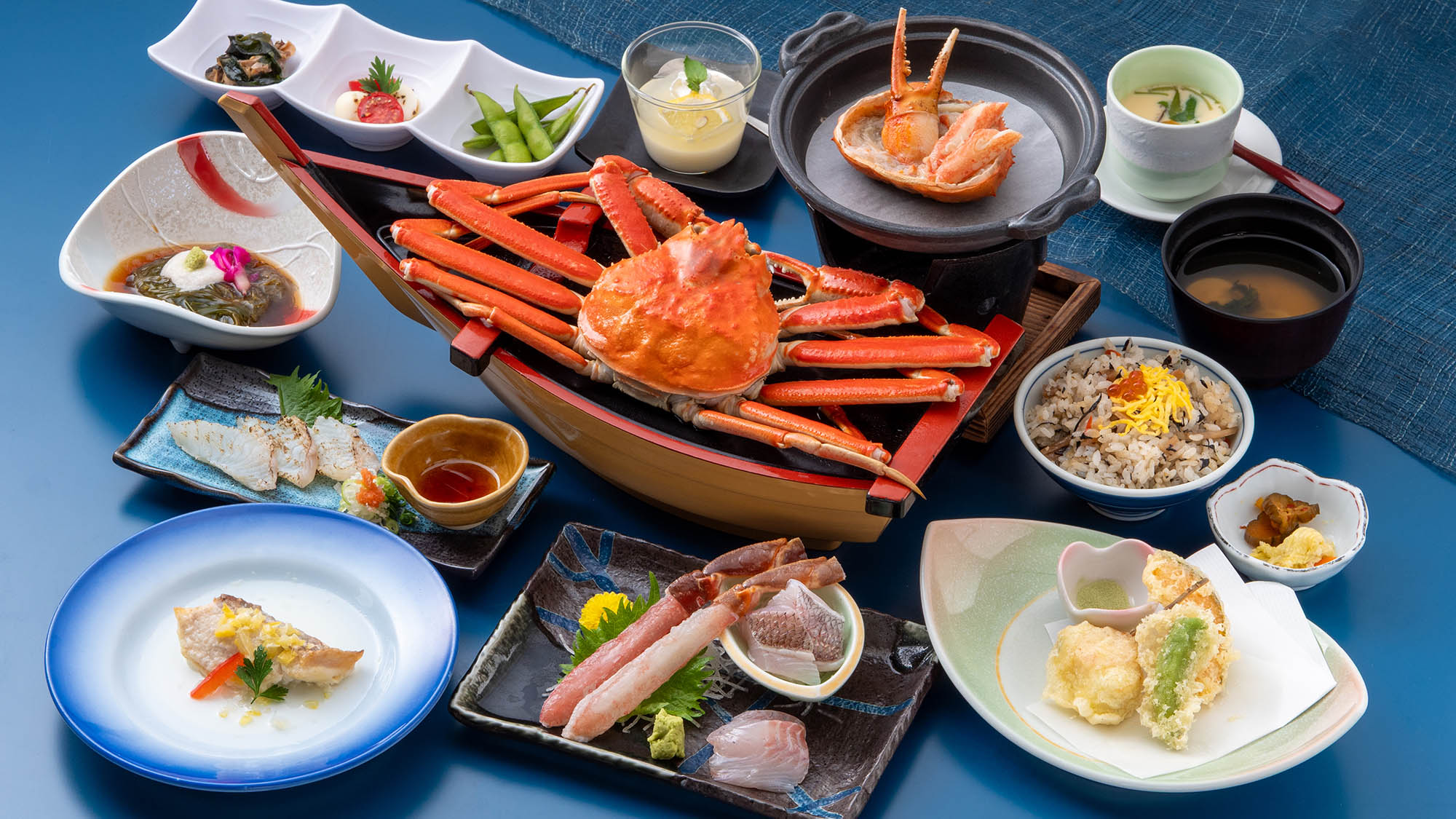 ・【カニコース（一例）】本ズワイガニ1尾付き（カットして提供）旨みの詰まったカニ料理をご堪能ください