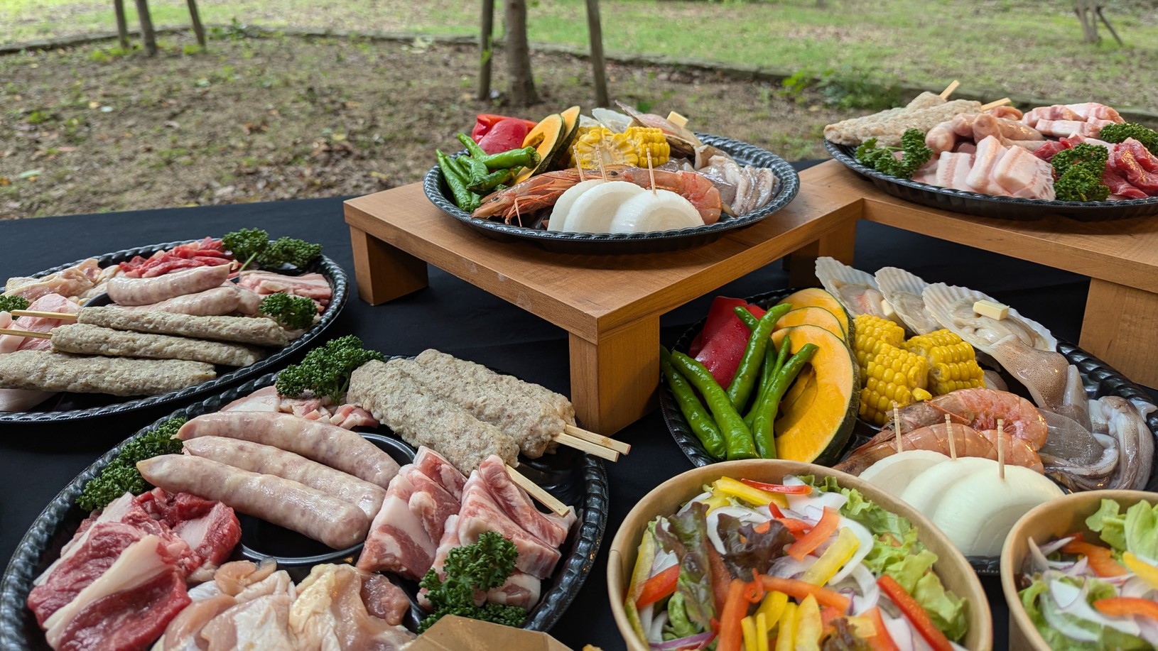 【早割】17：00〜　ホテルでキャンプ気分♪ファミリーBBQ〜ソフトドリンク付　チェックアウト10時