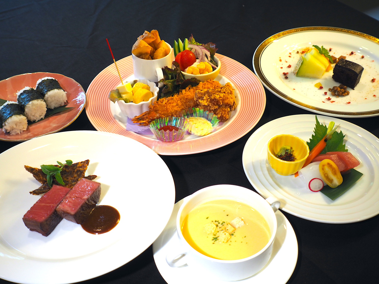 夕食17：00〜 〈2食付/和洋コース〉オリジナル〜国産牛ステーキ付　10時チェックアウト