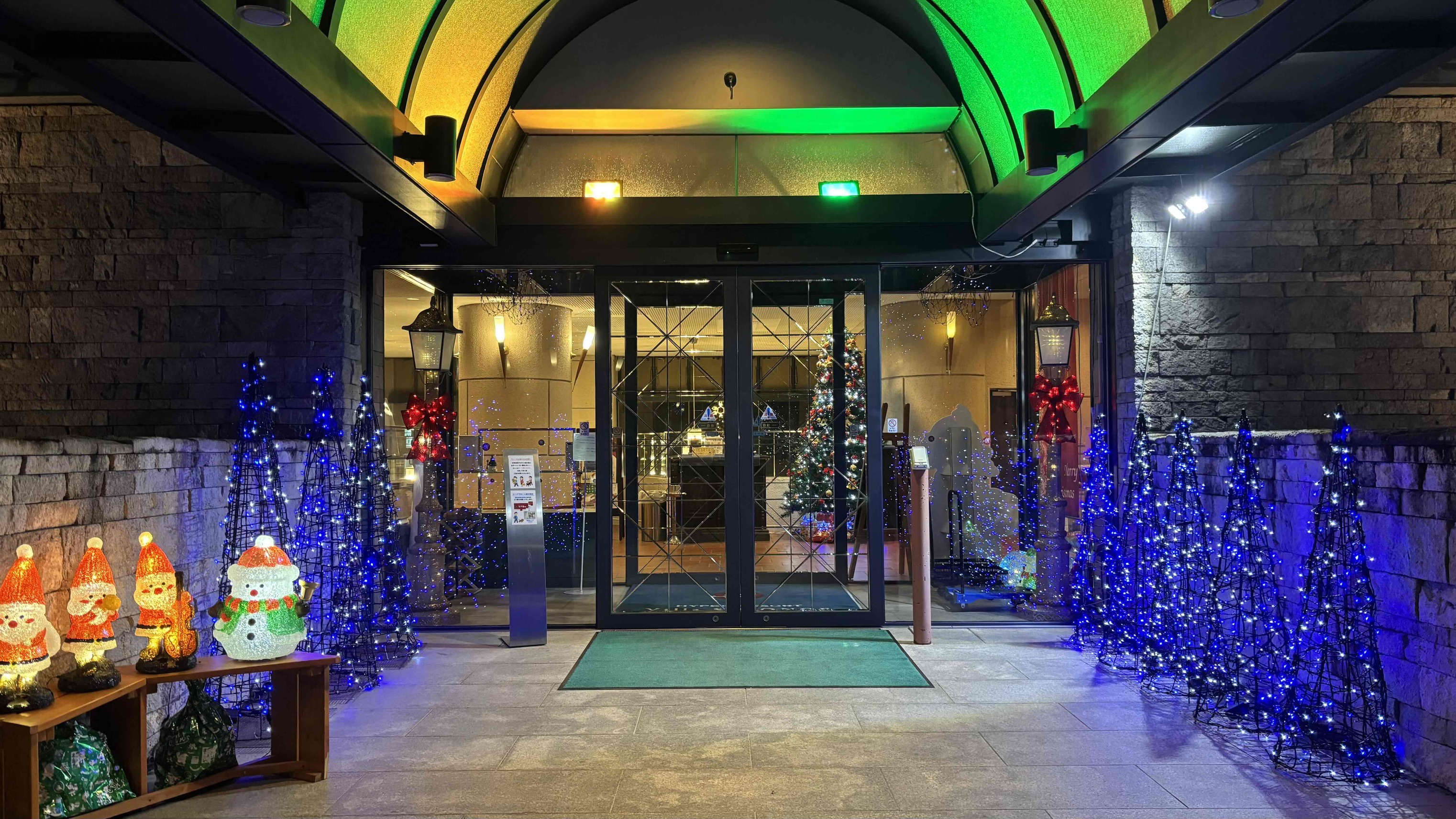 12/24・25限定★夕食19：30〜聖なる夜を彩るクリスマスディナー＆生演奏会◇特別なひとときを