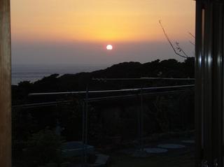 へや夕日