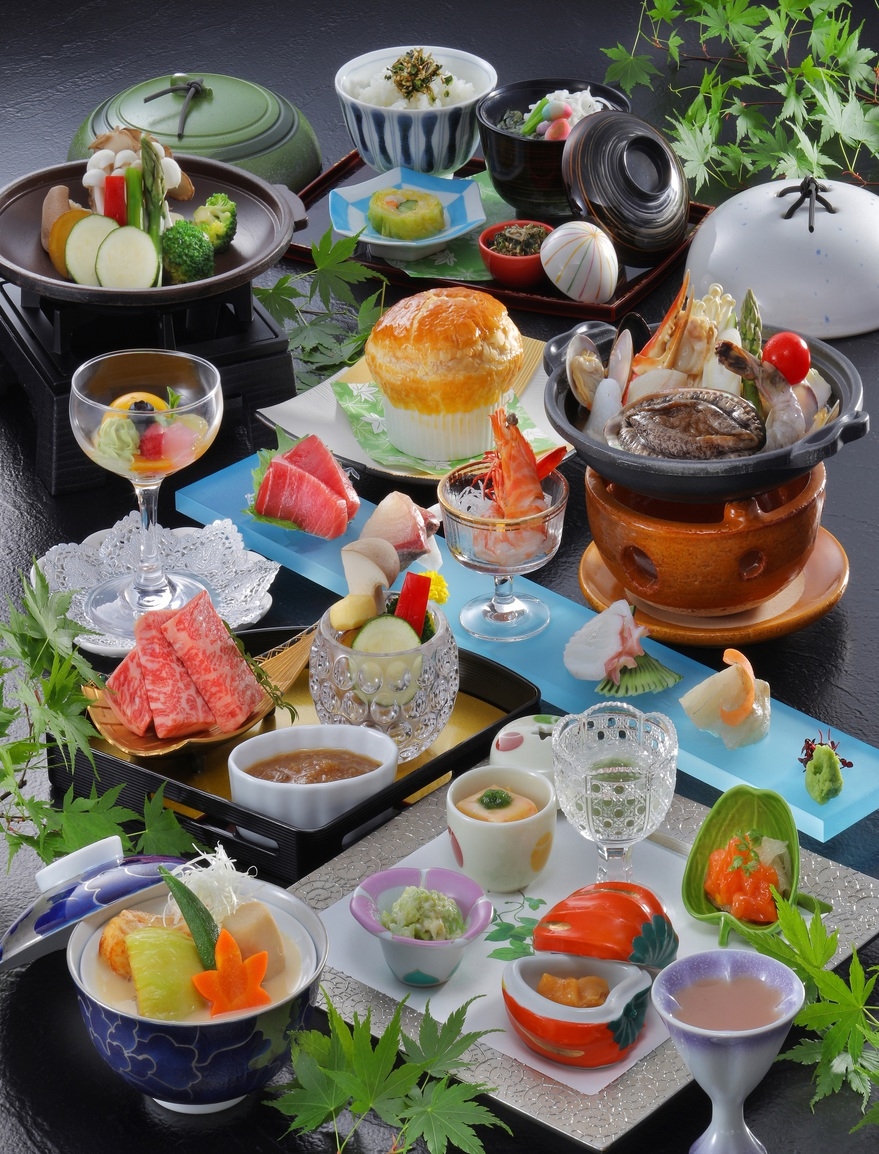 【うららかコース】　〜八幡屋　夏の美味紀行〜　今宵は豪華に♪