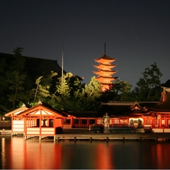 厳島神社･五重塔夜景