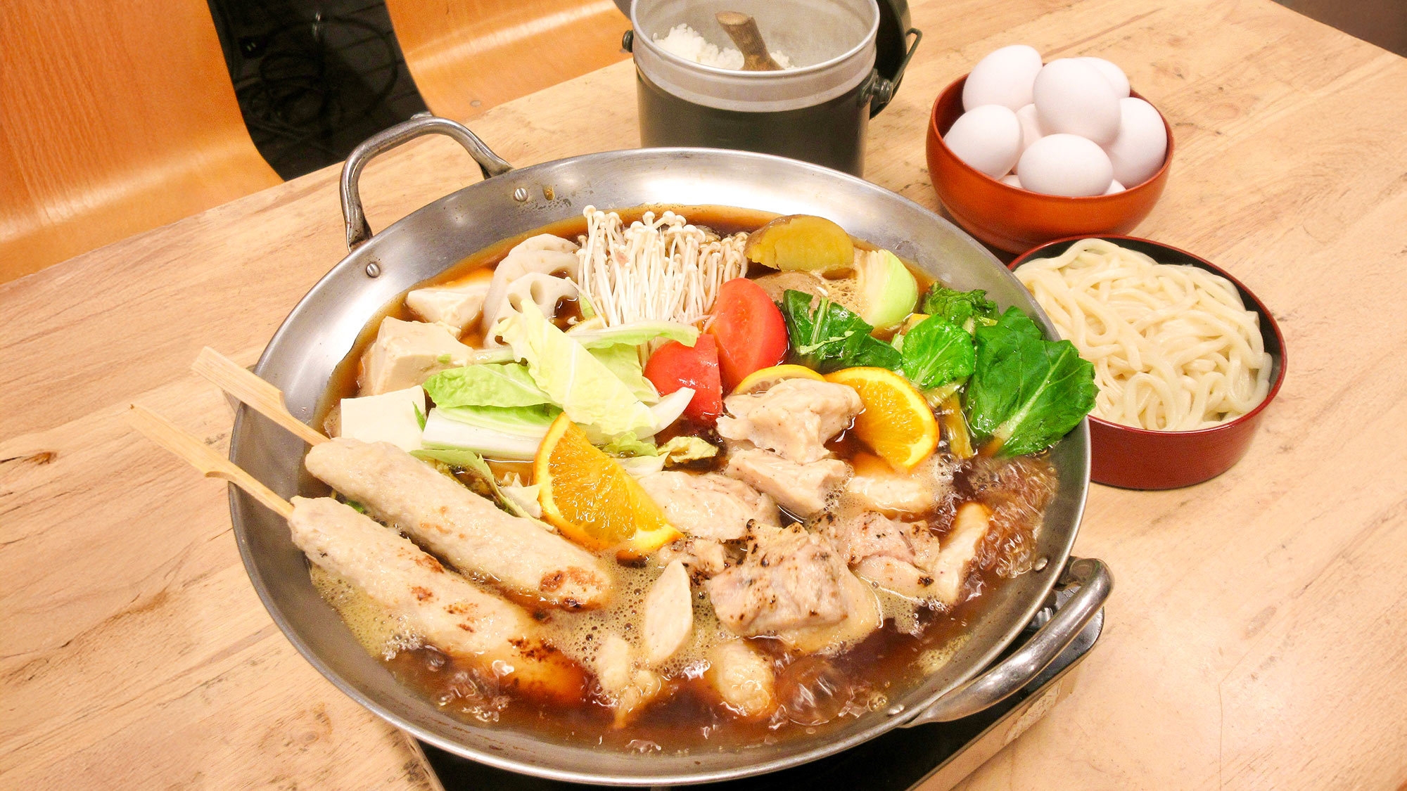 【夕朝2食付】岡山県産森林鶏の瀬戸内風SUKIYAKI鍋／季節のスープリゾット（セルフドリンク付）