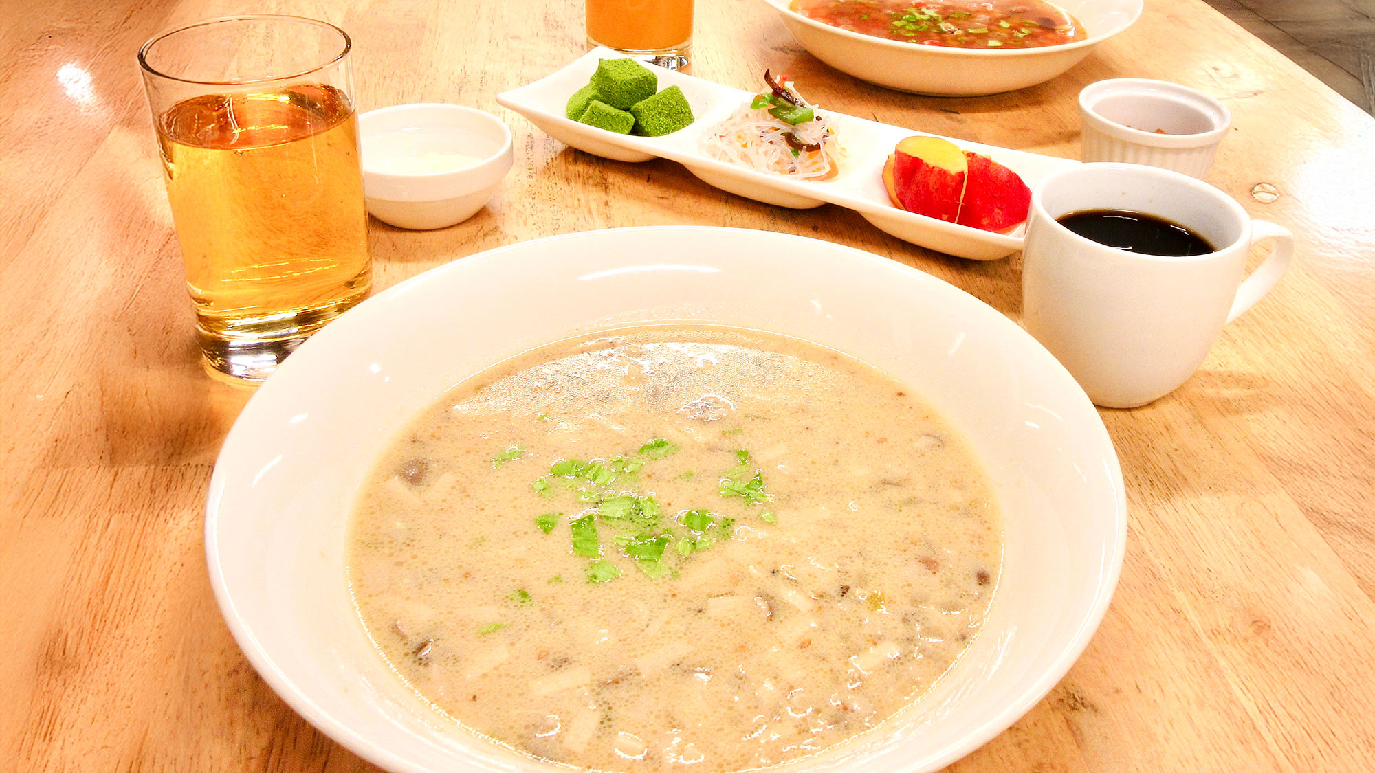 ・【朝食一例】素材の旨みを活かした優しい味わいが身体にじんわりと染み渡ります