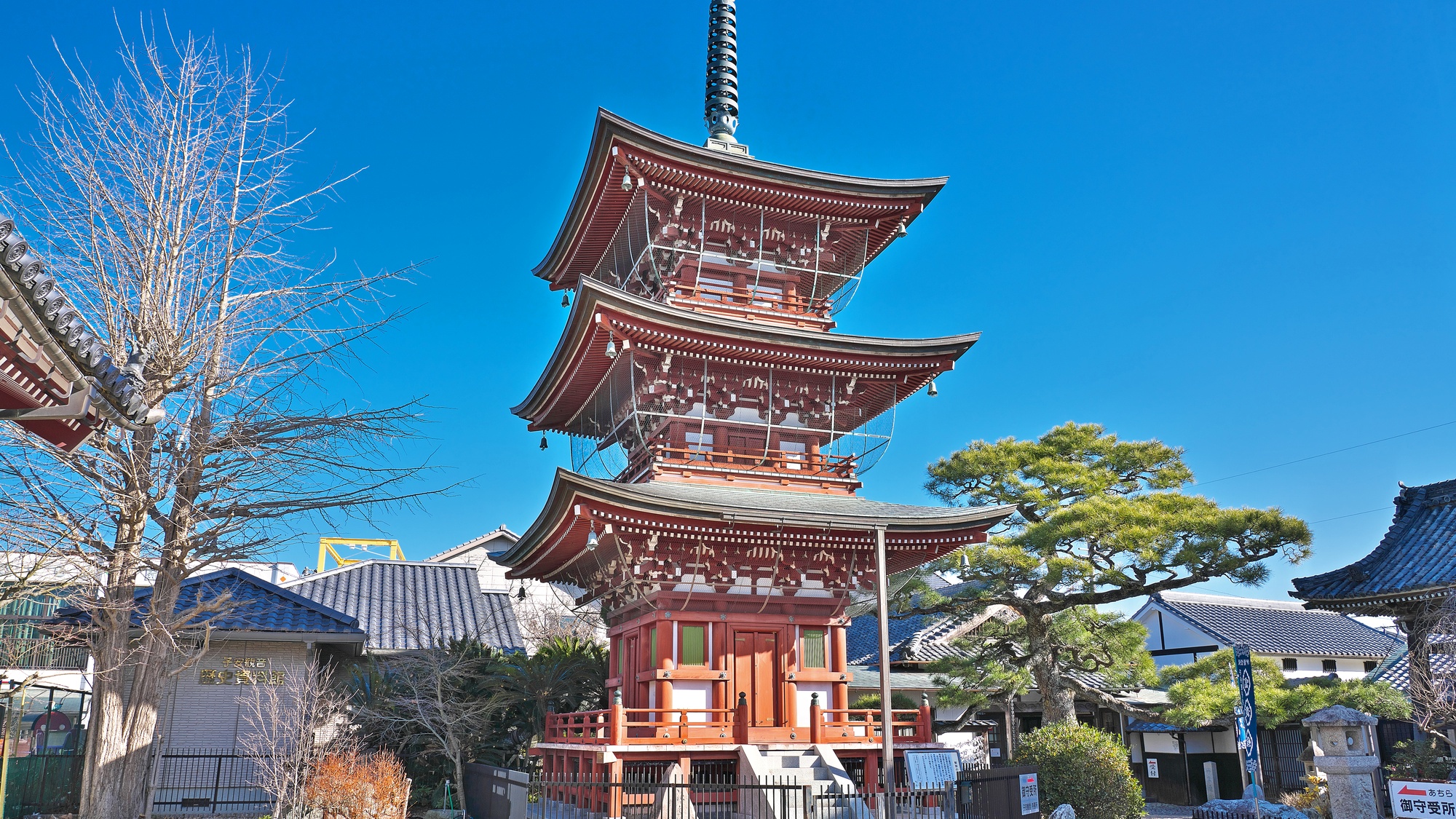 【当館から車で20分】安産や子育てにご利益がある、由緒ある古刹「白子山 観音寺（子安観音寺）」