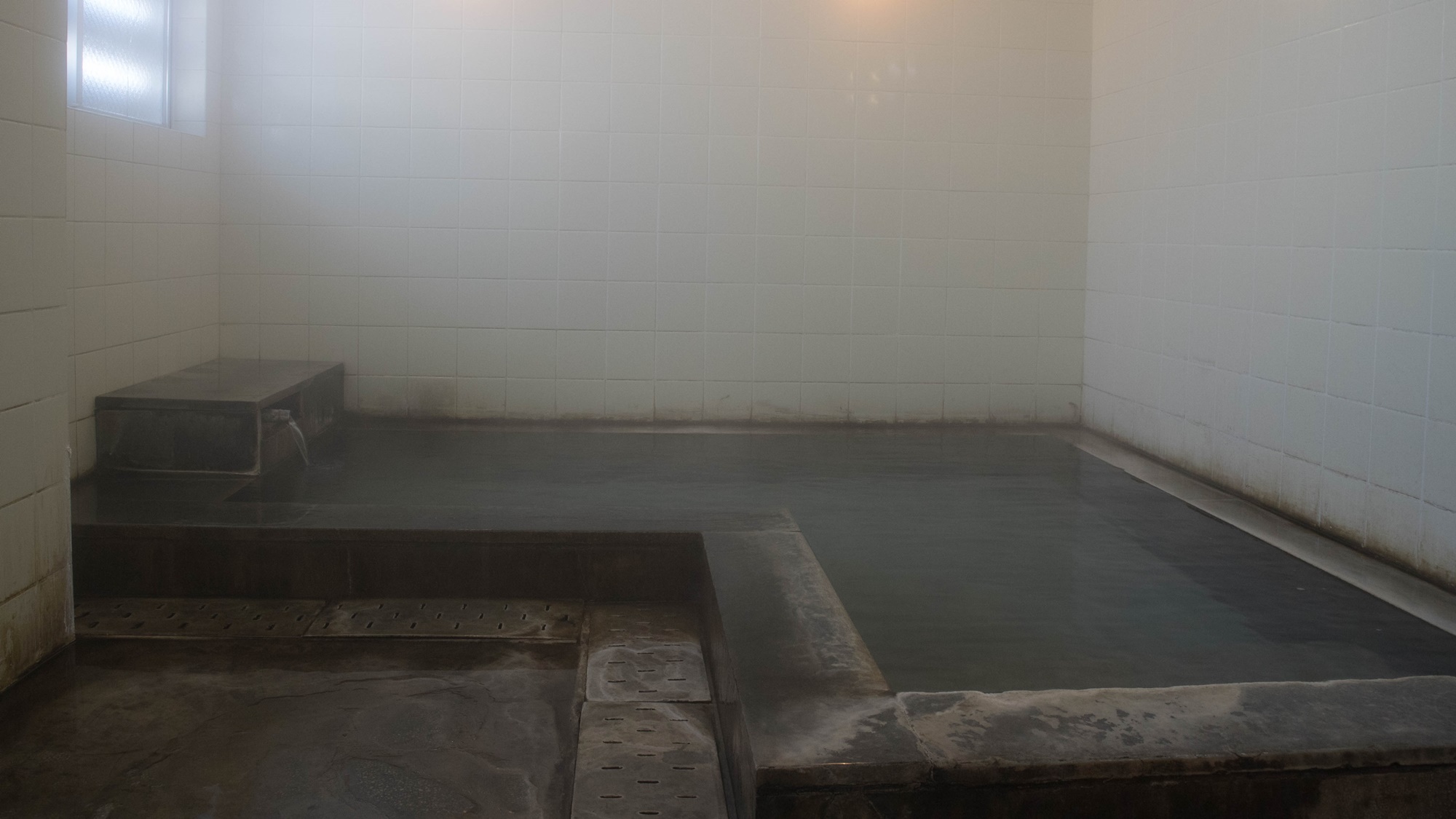 *温泉／お風呂は、天然温泉掛け流しです。