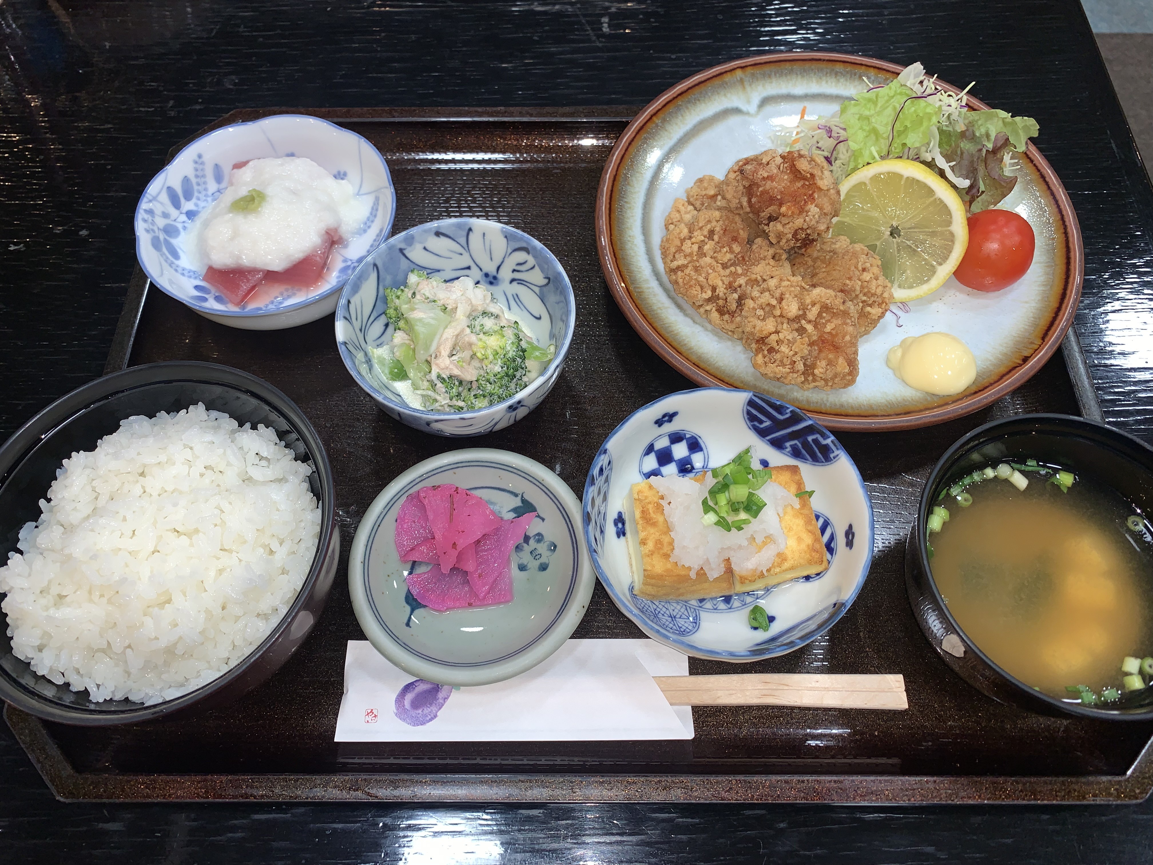 日替わり夕食：唐揚げ定食