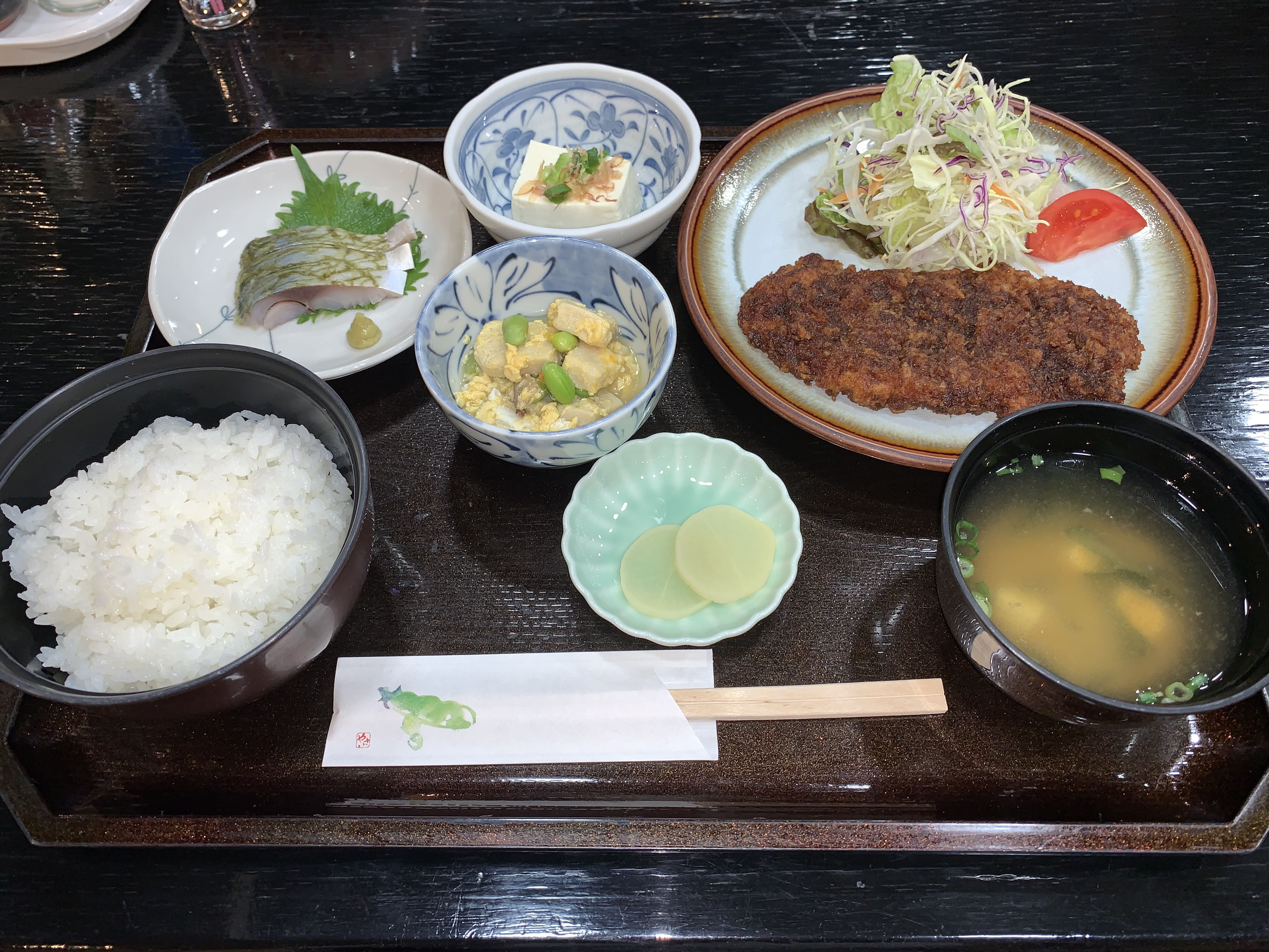チキンカツ定食