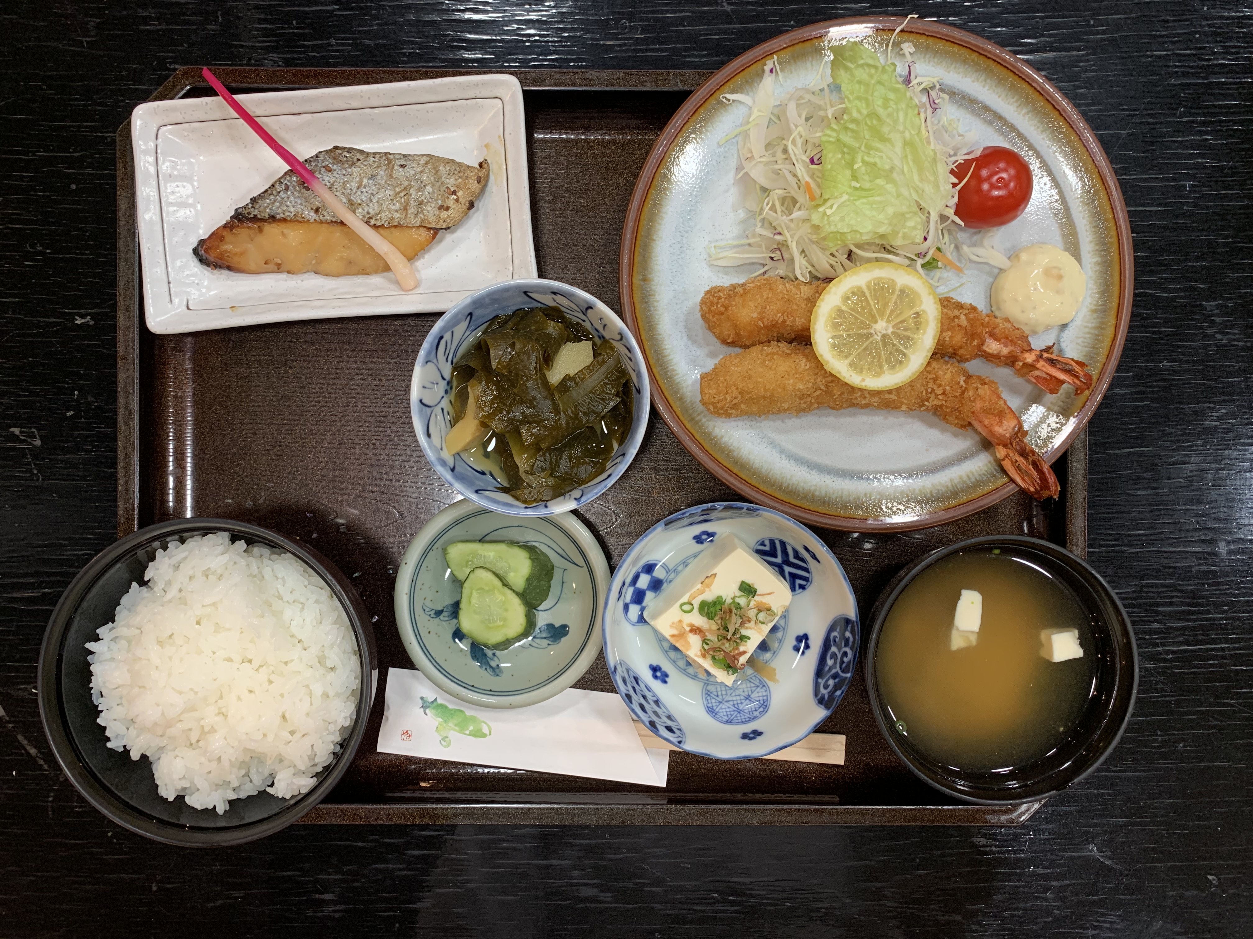 日替わり夕食：エビフライ定食
