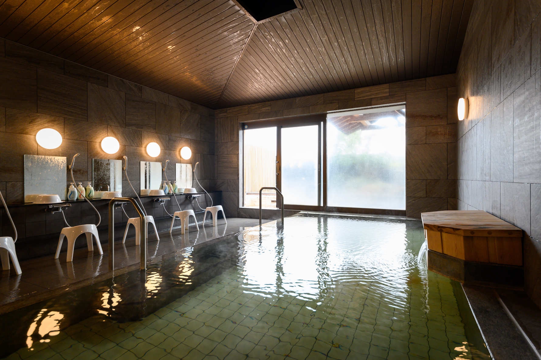 ★素泊まり★ 【郡山三穂田温泉☆】源泉かけ流しでお肌すべすべ♪