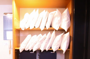 貸し出し用品　ラック