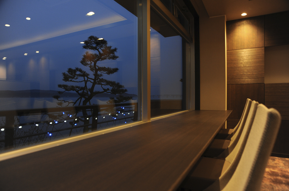 ◆能登復興☆泊まって応援◆七尾湾に面した小さなレストラン「海」旬満載のおまかせディナー（2食付）