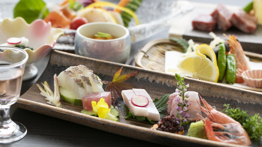 ◆能登復興☆泊まって応援◆七尾湾に面した小さなレストラン「海」旬満載のおまかせディナー（2食付）