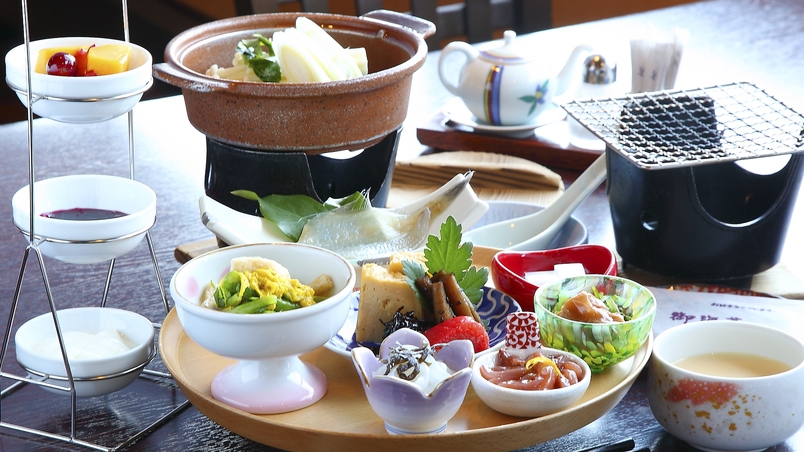 ◆能登復興☆泊まって応援◆七尾湾に面した小さなレストラン「海」旬満載のおまかせディナー（2食付）