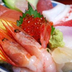 海の幸満載♪特製海鮮丼