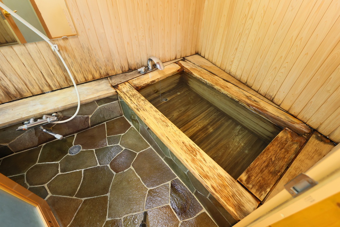 【食事無し】（特別棟）グループでの宿泊には檜風呂付特別棟がおすすめ！　BBQコンロ無料特典あり！