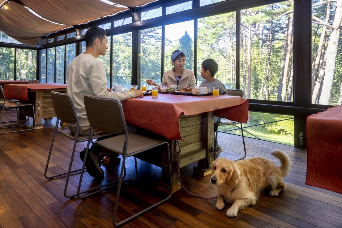 【１泊２食付】天候の心配無用！　夕食ＢＢＱは準備要らずの「本館食事会場」でご提供（３〜４月宿泊）