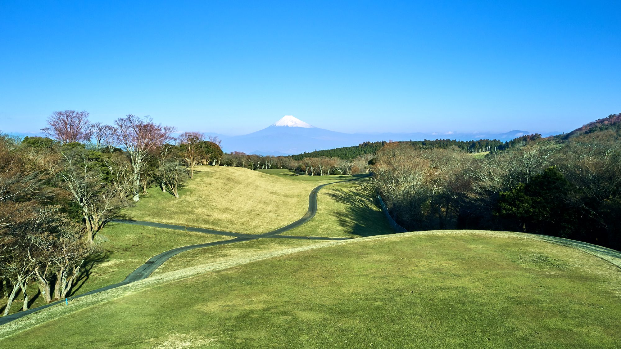 ☆【付帯施設】天城高原ゴルフコース／ホテルより車で10分！富士山を望みながらゴルフを愉しむ