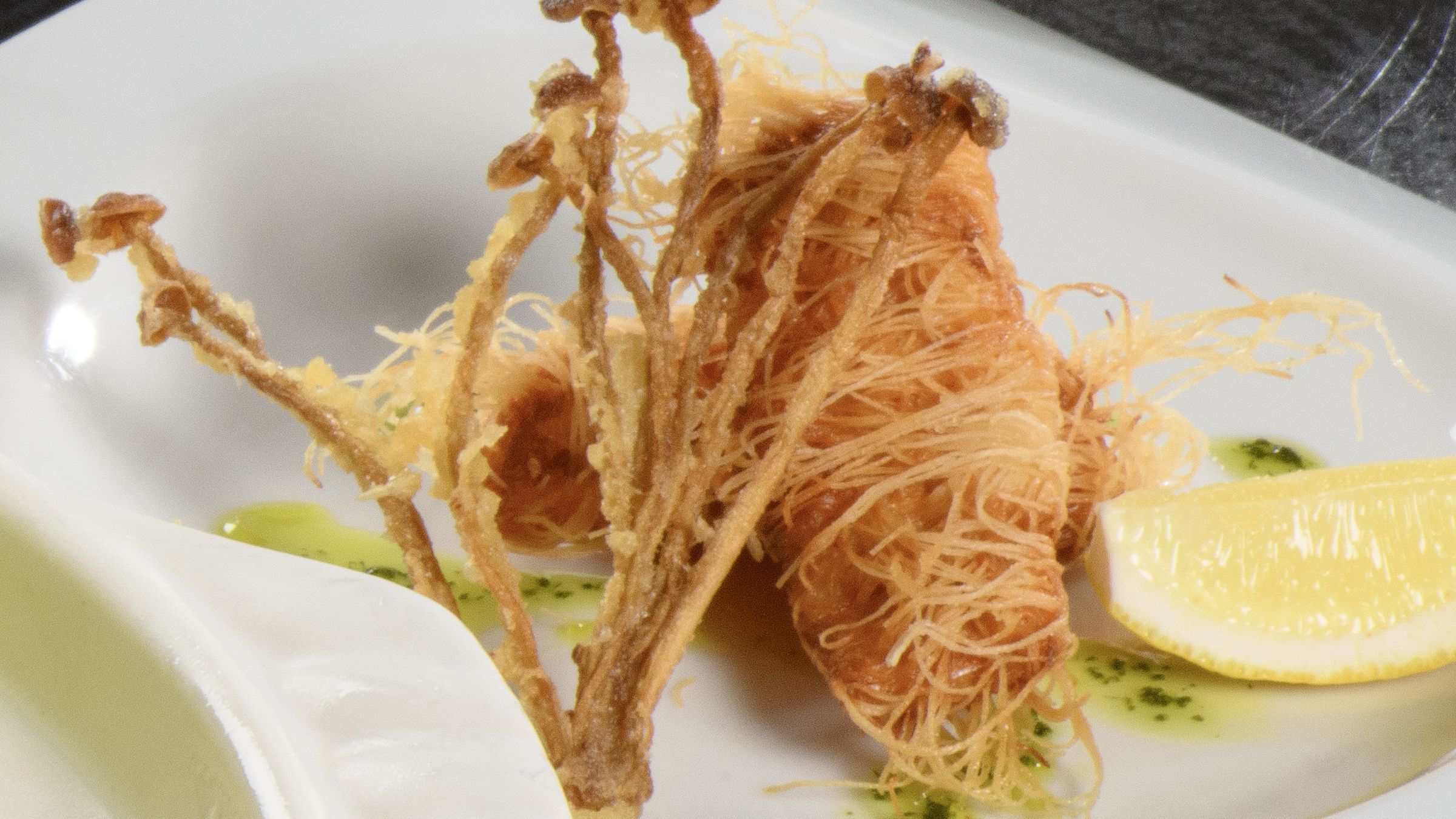 ＜11月・12月のおすすめの一品＞近海ホウボウのカダイフ【旬恵】