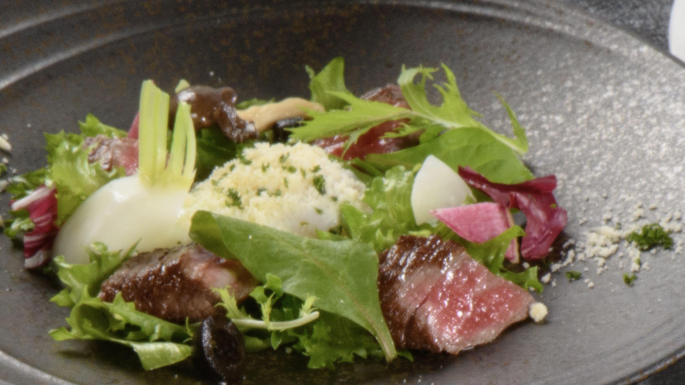 ＜11月・12月のおすすめの一品＞静岡牛サーロインの前菜仕立て【旬恵】