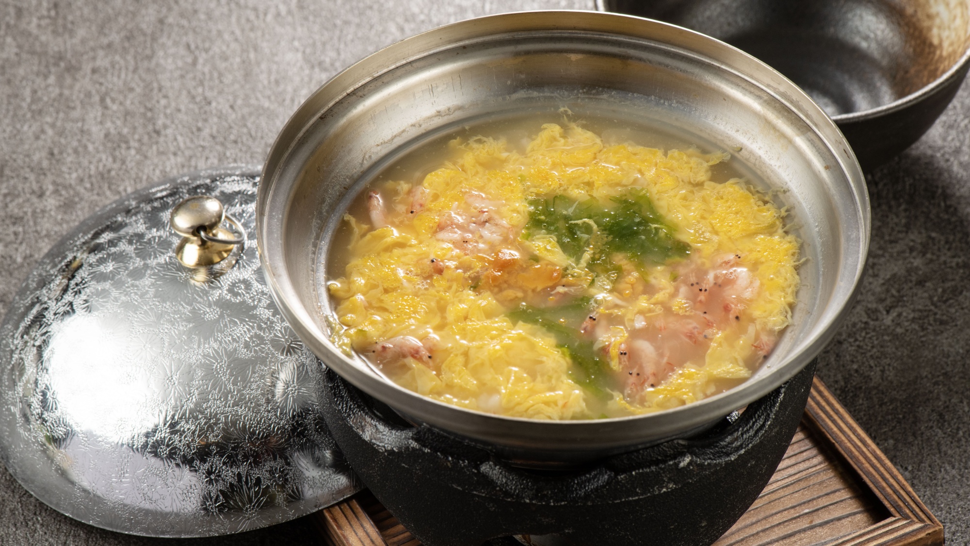 ＜3月・4月のおすすめの一品＞桜海老とうにの雑炊【さくら】