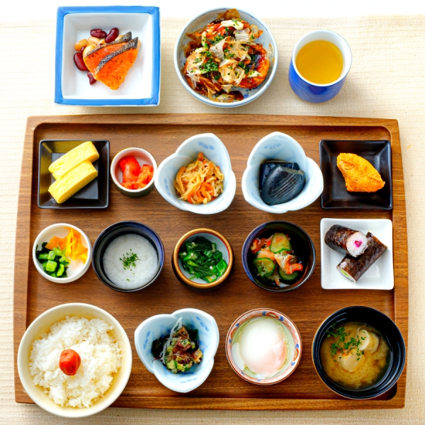 【レストラン／朝食】1階「カフェ・イン・ザ・パーク」