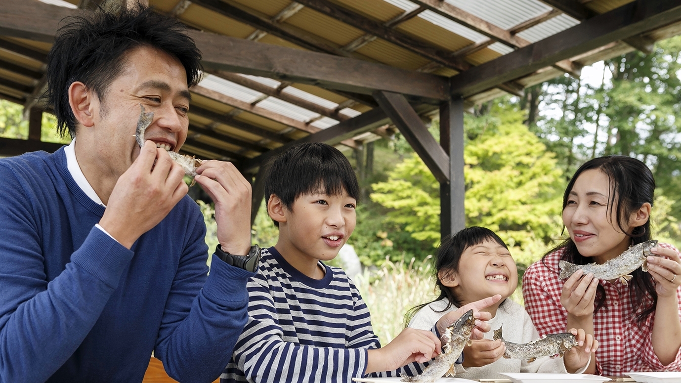 *【園内/食体験】豊かな自然に囲まれた森の中で釣りなどの体験型宿泊を当館ではご用意しております。