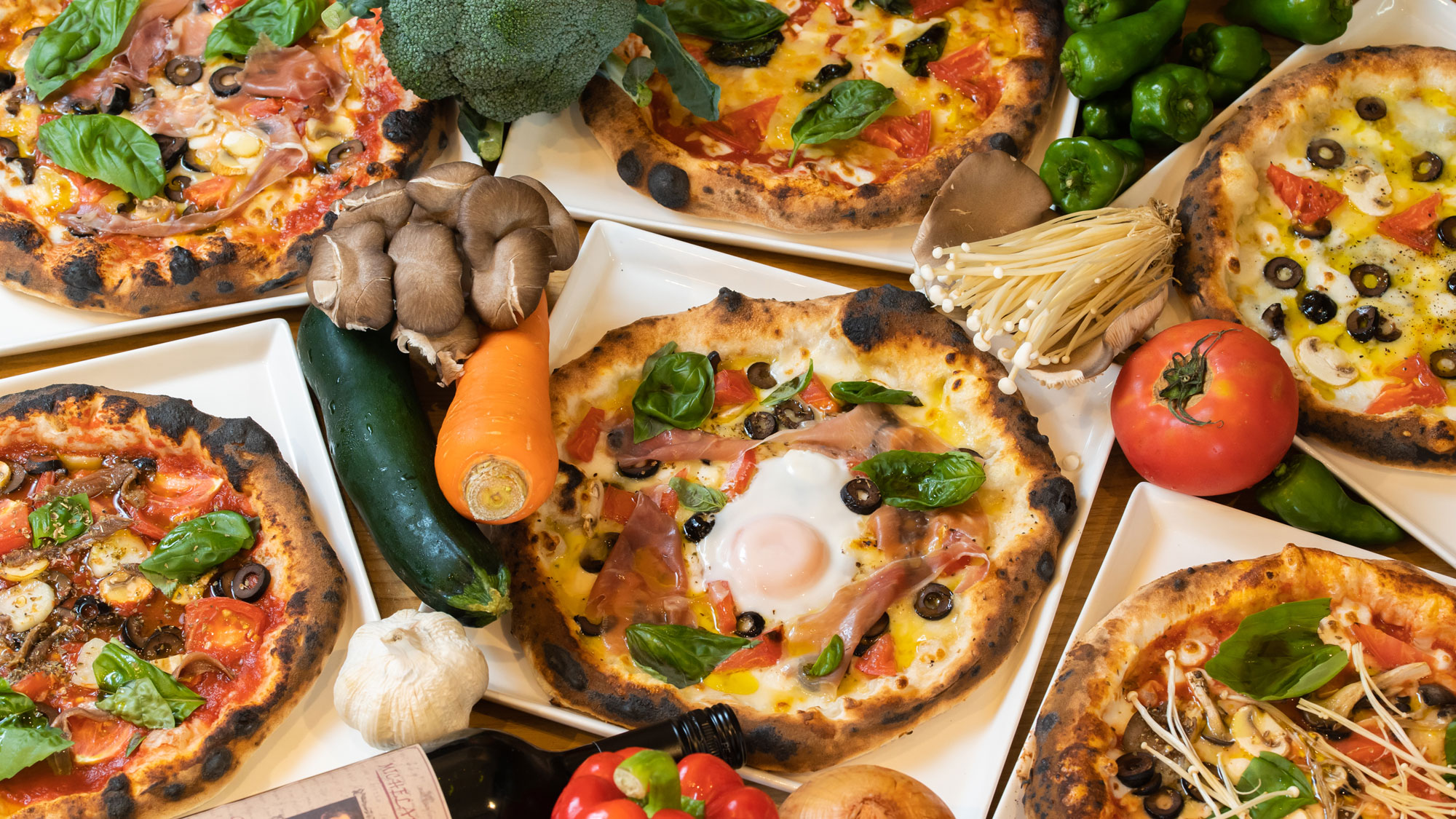 【リストランテ　アルトピアーノ】ピザのメニューも多数取り揃えております