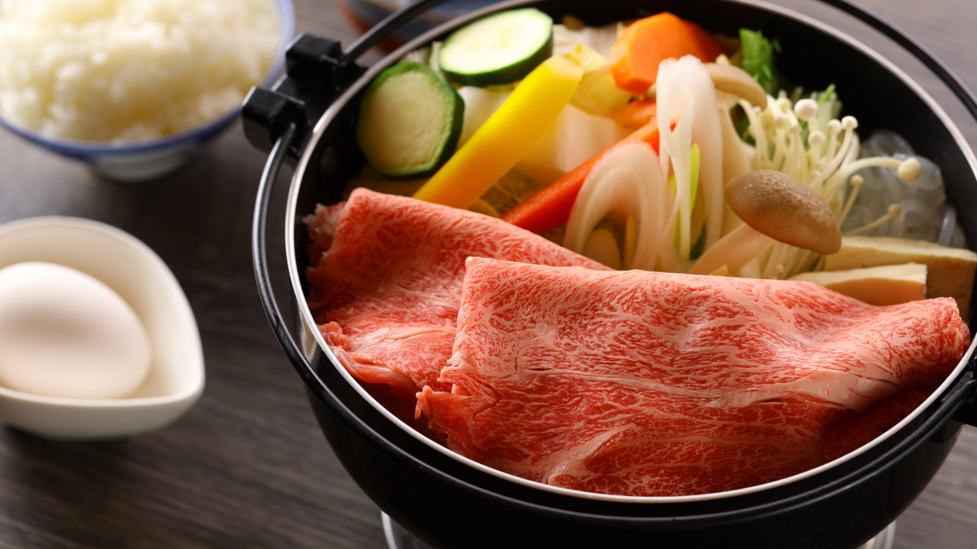 【だるま食堂】信州牛のすき焼き御膳。脂がほど良く溶けて柔らかい
