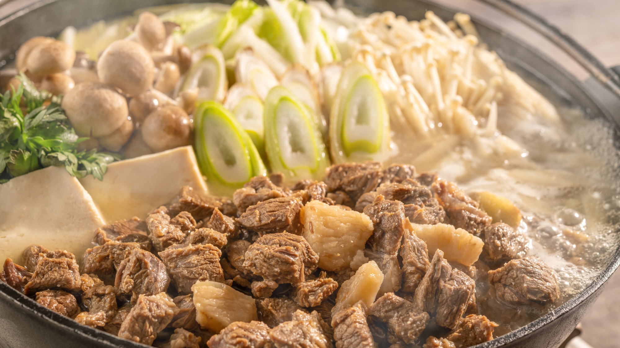 【秋田の夏ビュッフェ】涼やかメニューやジビエ＆比内地鶏を味わう！1泊2食付き うめゃものビュッフェ