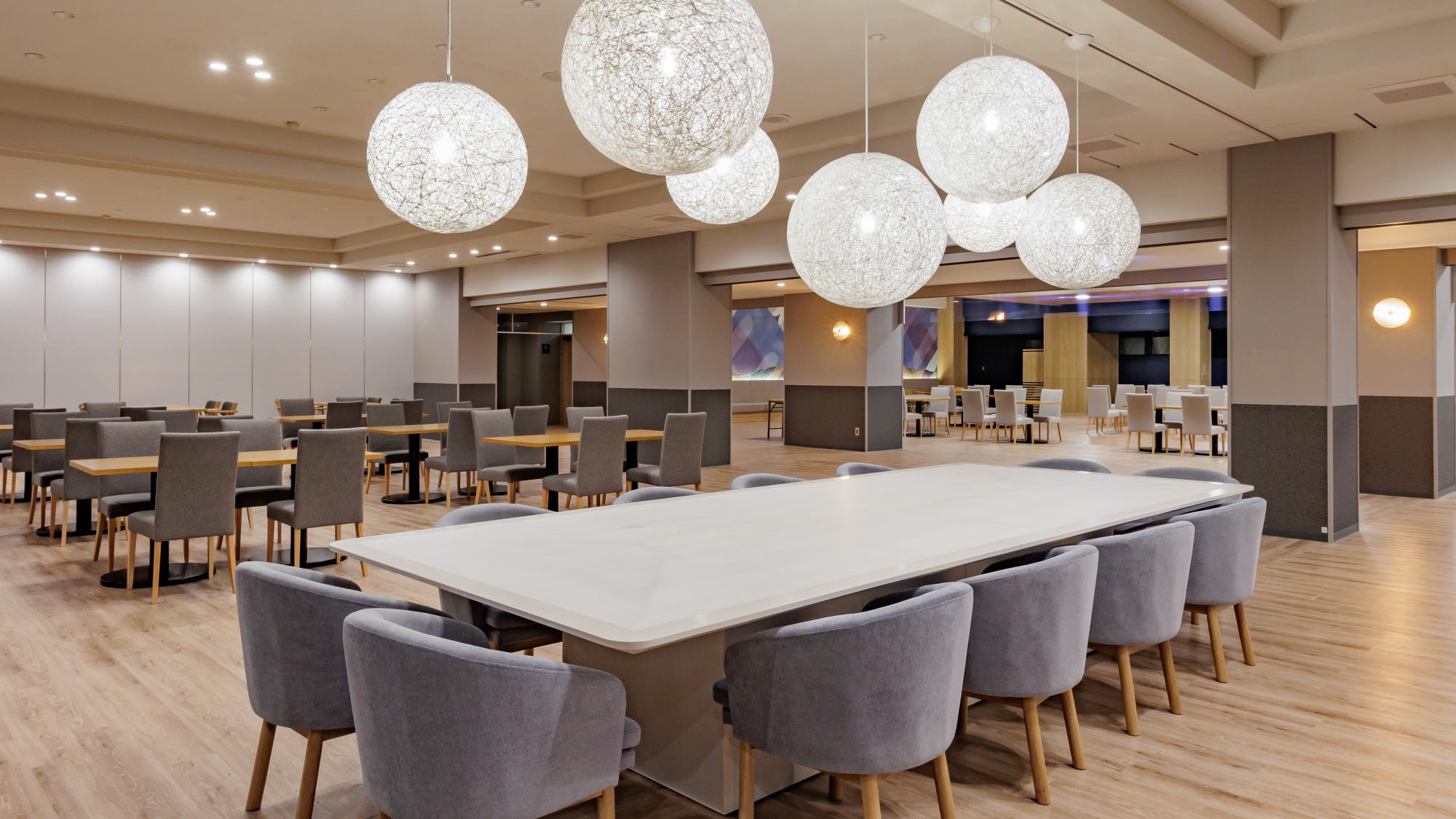 2024年12月レストランリニューアル！自然と料理に調和する和の空間