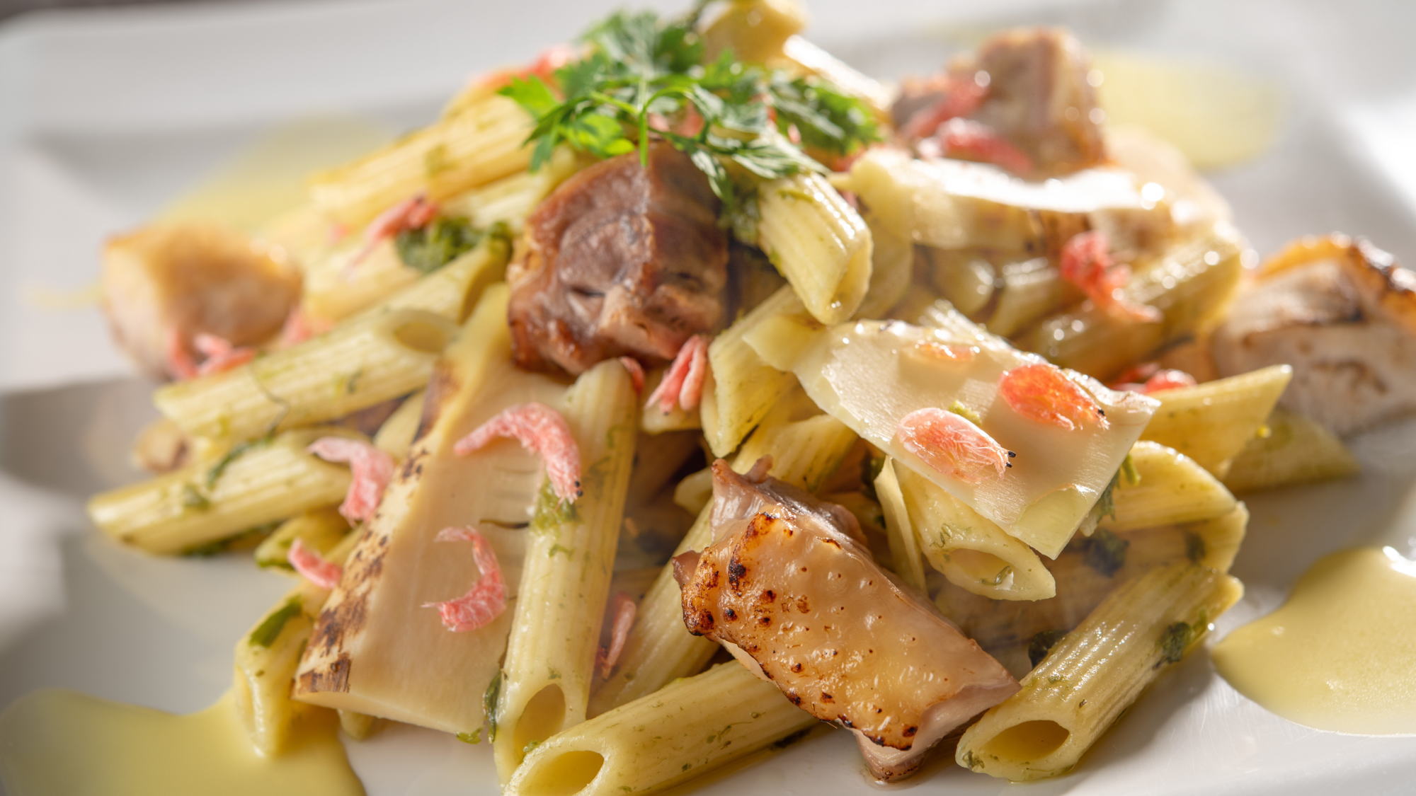 【春季メニュー】[夕食]比内地鶏と筍の春香る蕗味噌パスタ