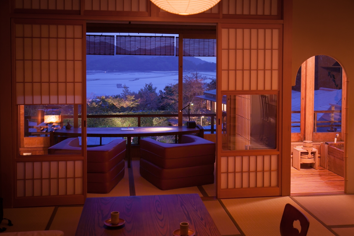 宮浜温泉 庭園の宿 石亭(部屋(ベッドルーム))