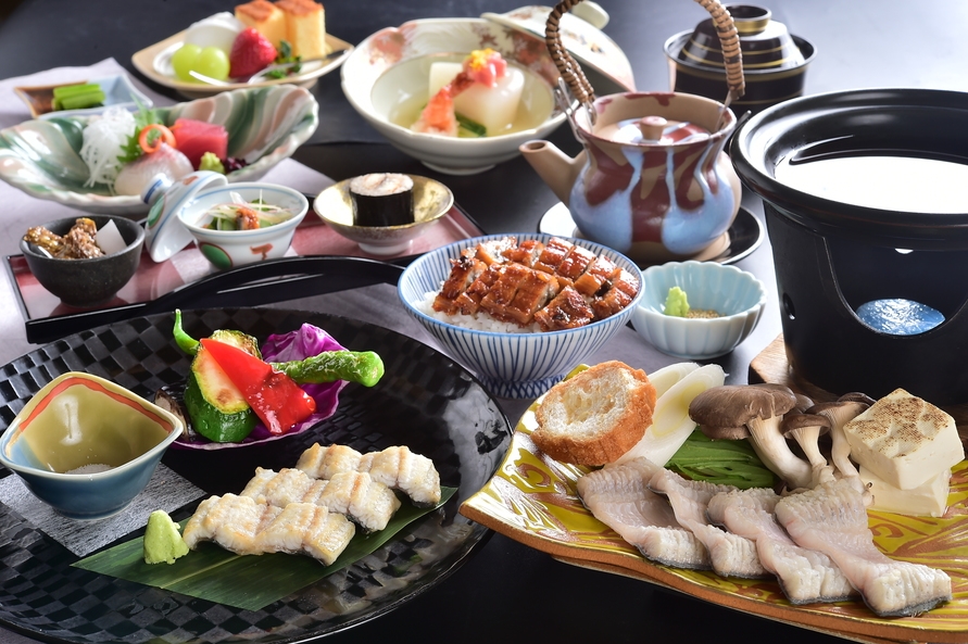 【※2026/3/3から】諏訪地方名物「うなぎ」諏訪湖荘オリジナル鰻づくし会席