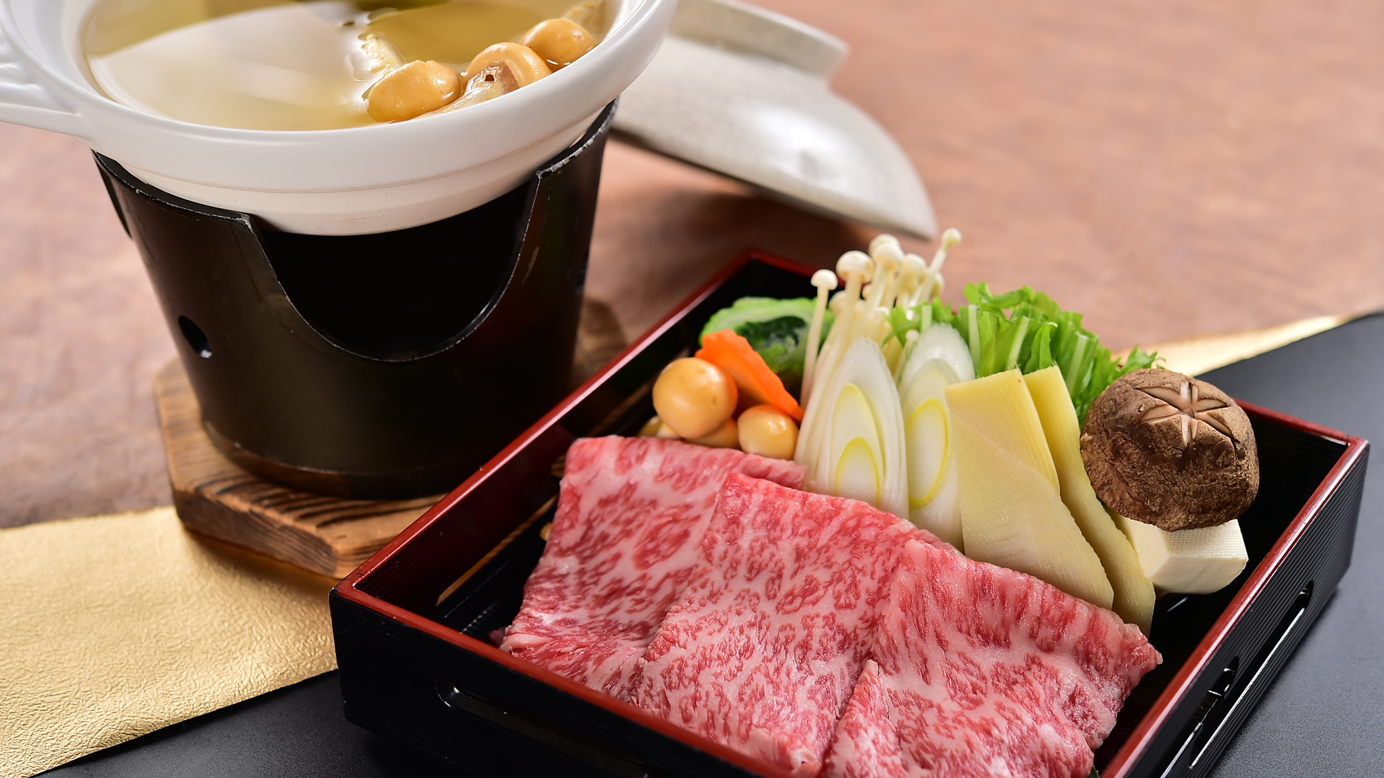 春季3/1～5/31限定　信州牛と野菜のしゃぶしゃぶ（イメージ）
