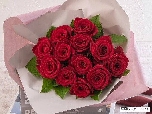 【Cerulean Proposal Stay】赤いバラ12本の花束とハーフシャンパンで彩る夜　