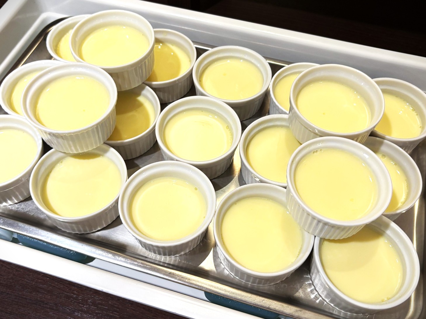 朝食ブッフェ昔懐かしのカスタードプリン