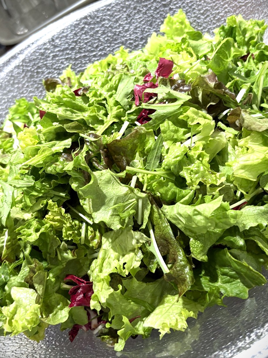 朝食ブッフェ新鮮レタス