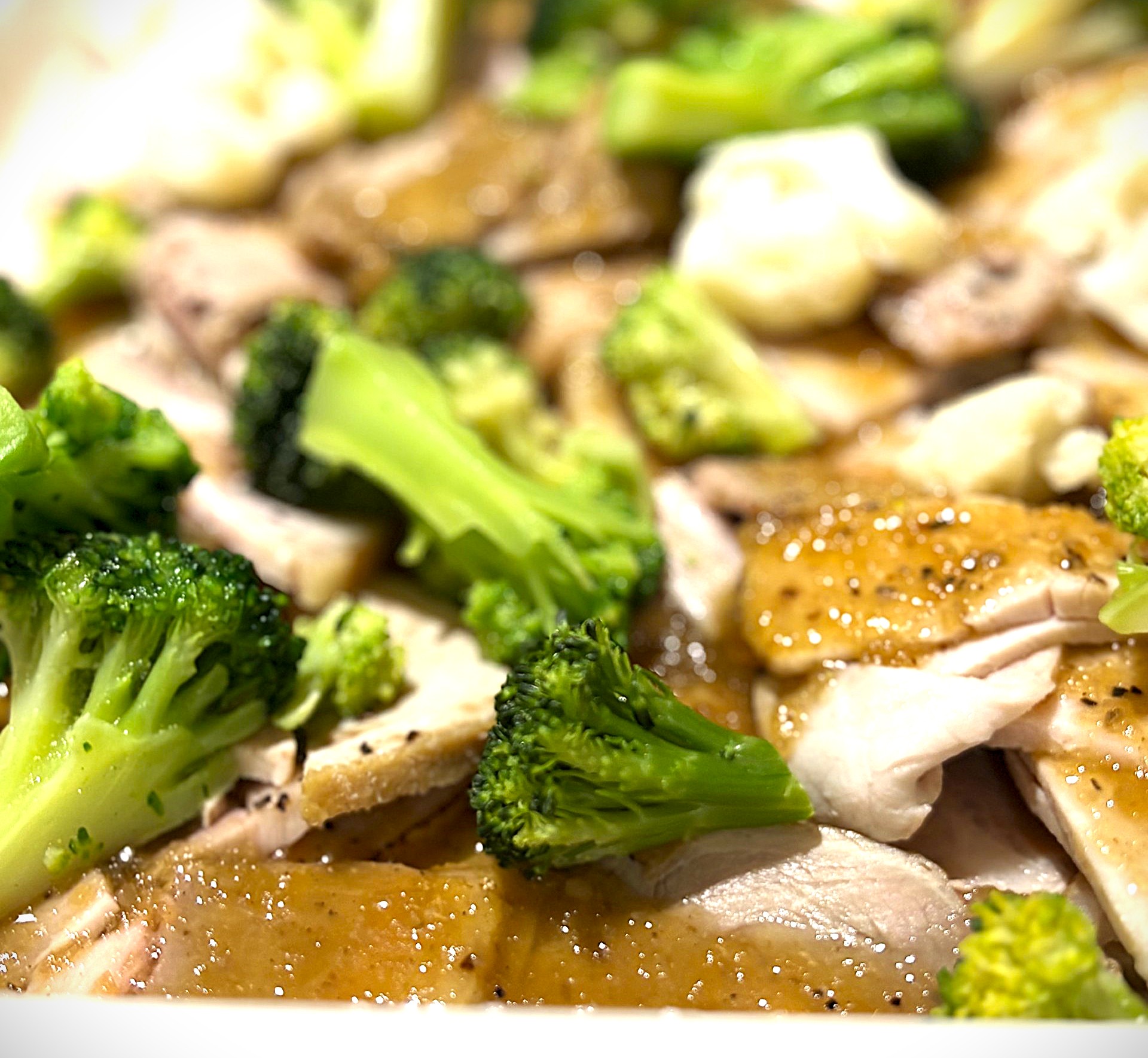 朝食ブッフェメイン肉料理ローストポークオニオンペッパーソース