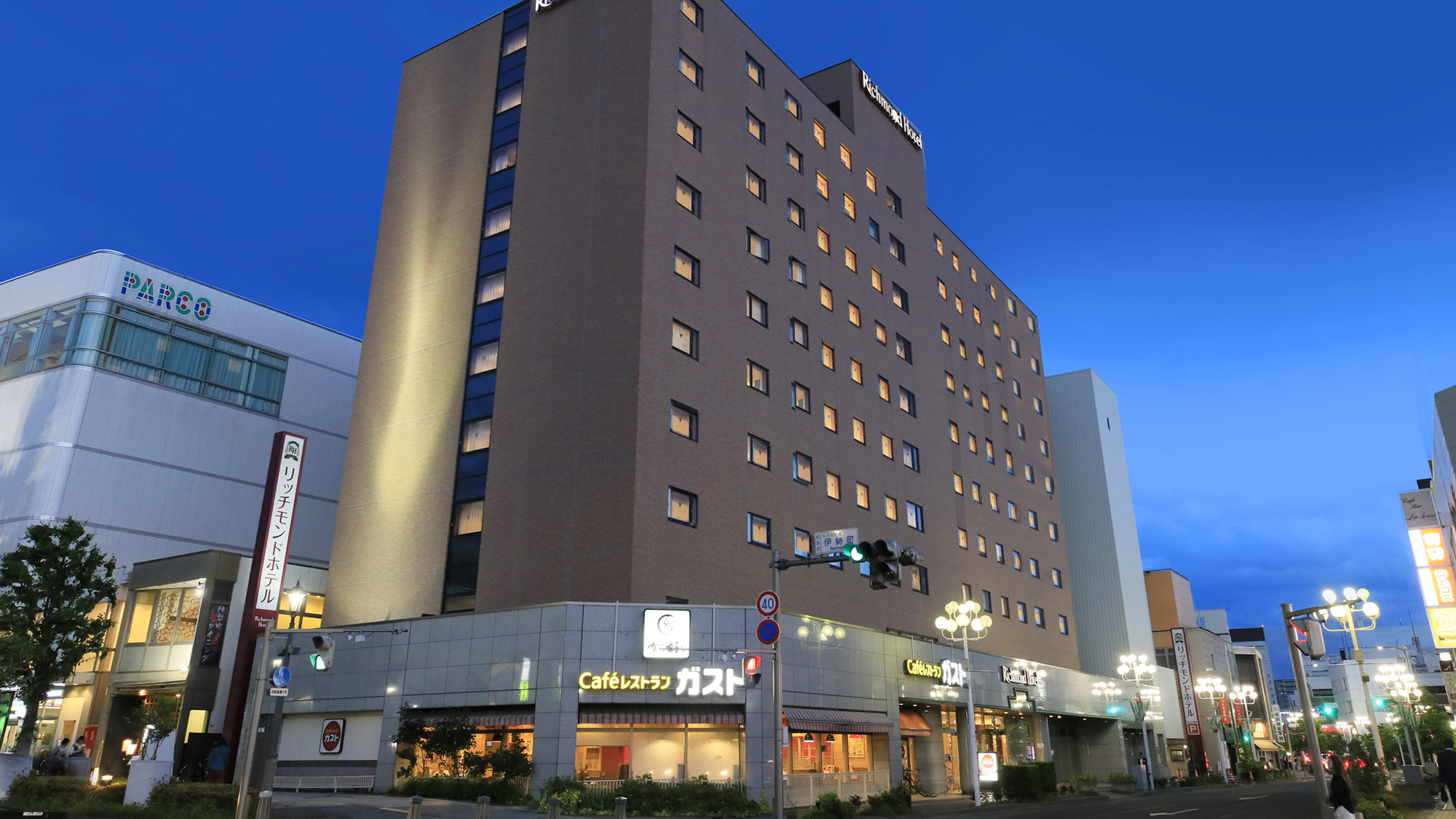 JR松本駅｢お城口｣より徒歩約4分♪