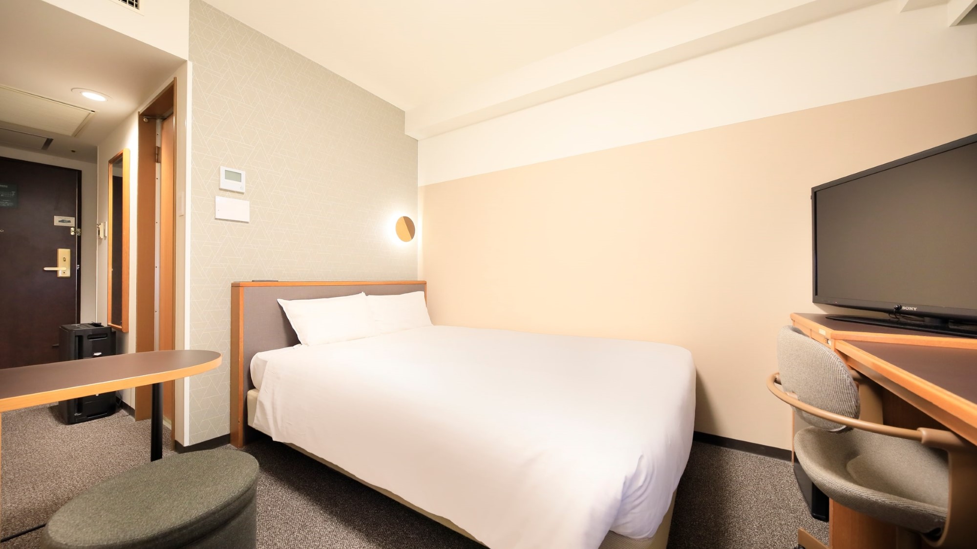 ダブルルーム 全体