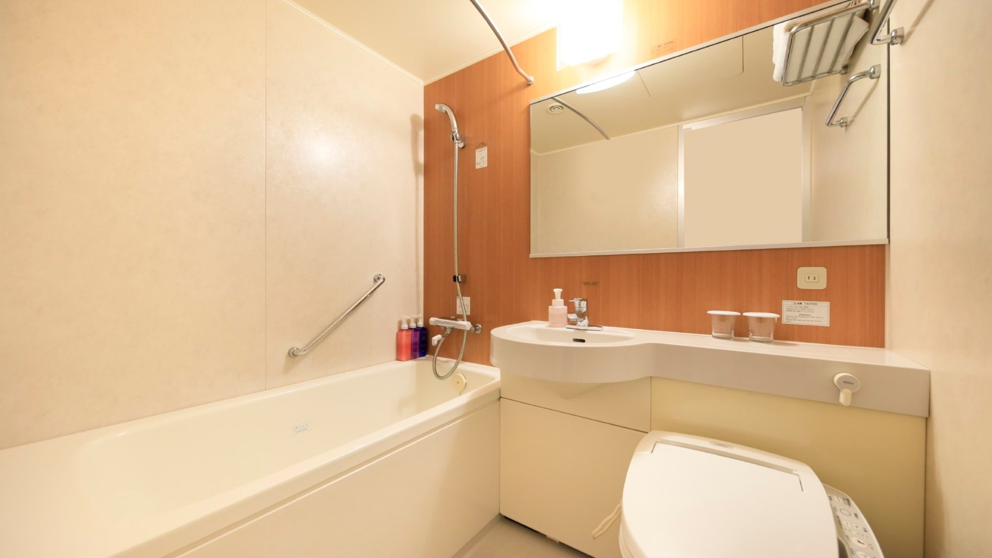 ダブルルーム　浴室