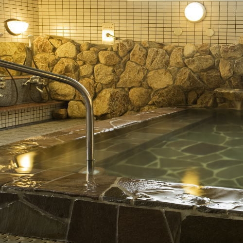 【２食付き】　ご夕食は瀬戸内鮮魚のお造り定食！姉妹館『みまつ』の温泉入浴無料付！