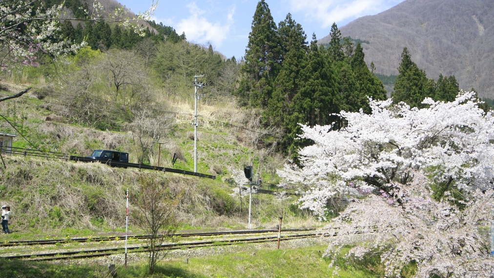 【春休み応援プラン♪】小学生半額、添い寝無料！電車が近くで見れる宿にお子様も大喜び☆［3大特典付］