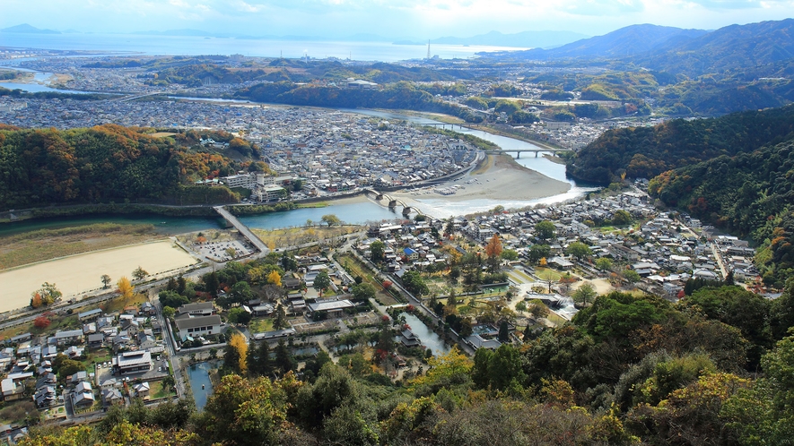 【岩国城からの眺め】