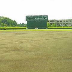 見附運動公園野球場