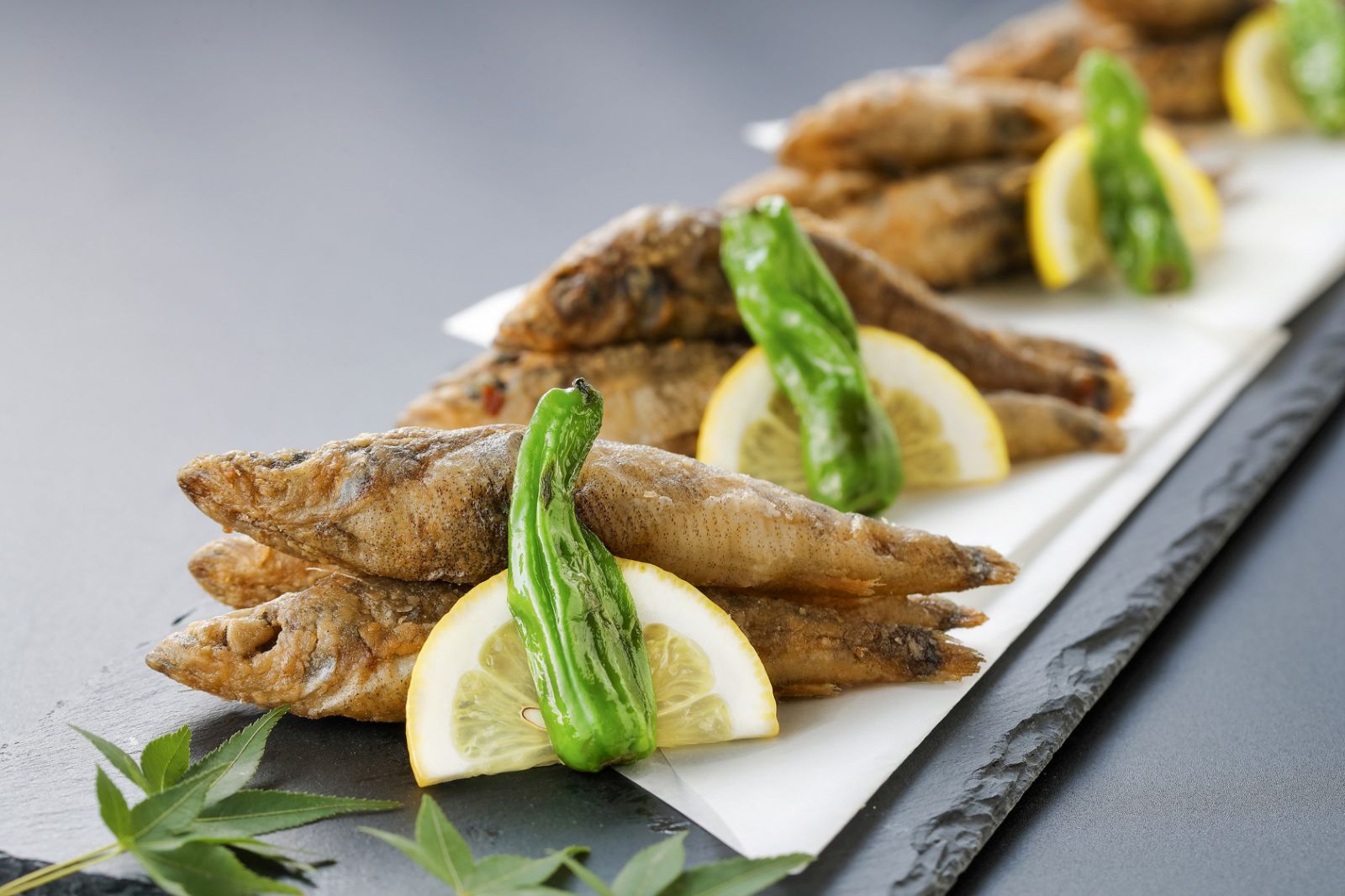 ディナーバイキング夕食例｜目光の唐揚げ