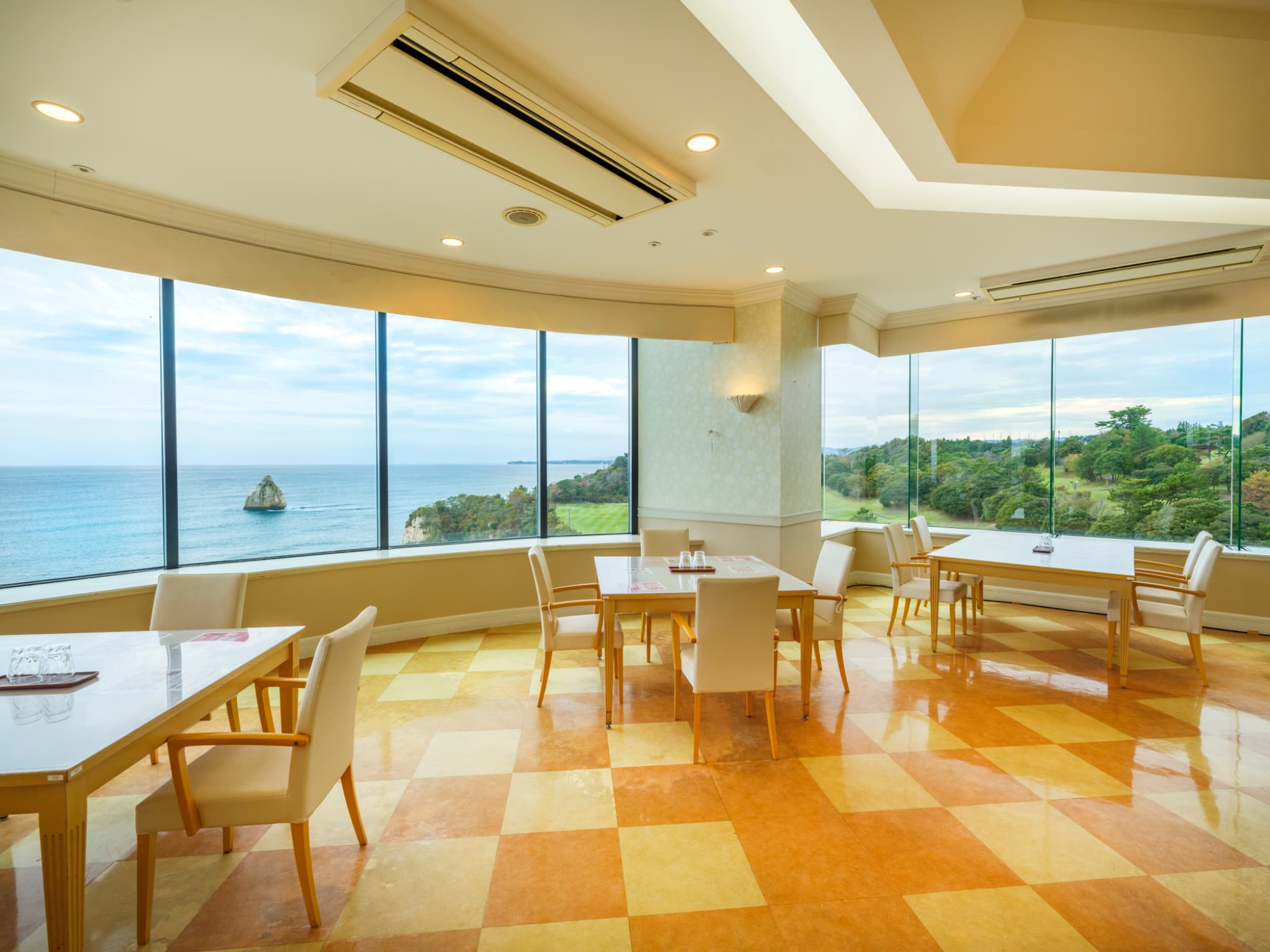 レストラン照島のご案内｜営業時間 11：00〜14：30