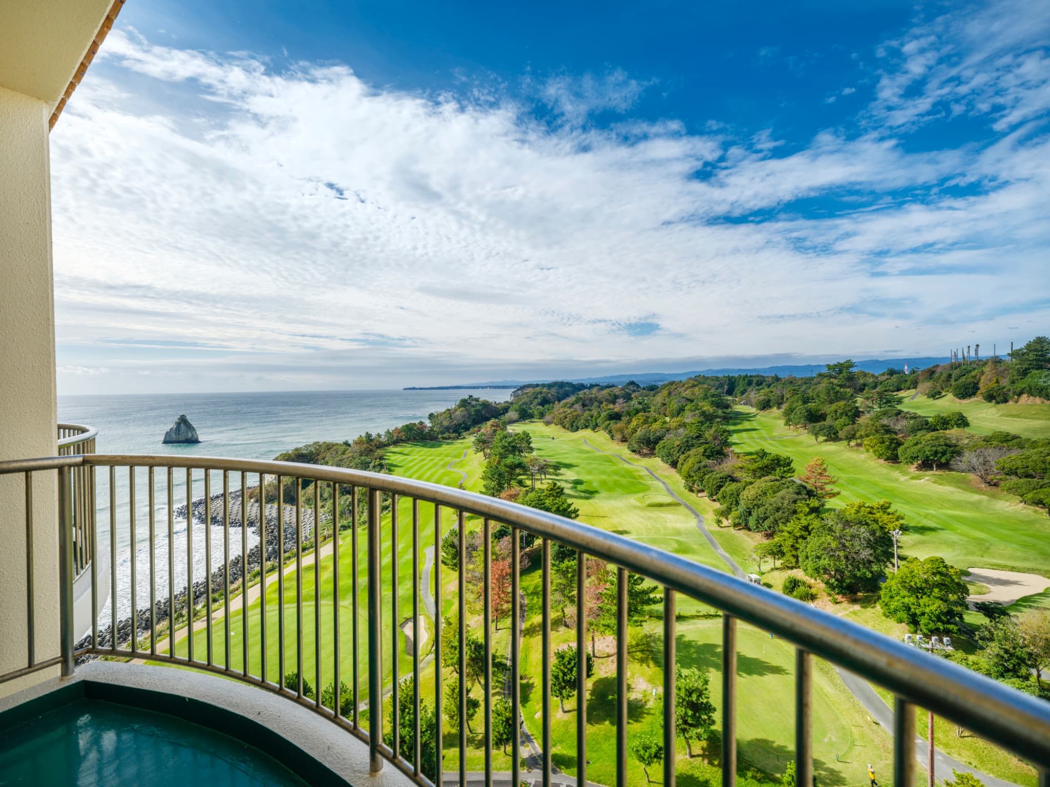 セミスイートルーム　客室からの景色（一例）